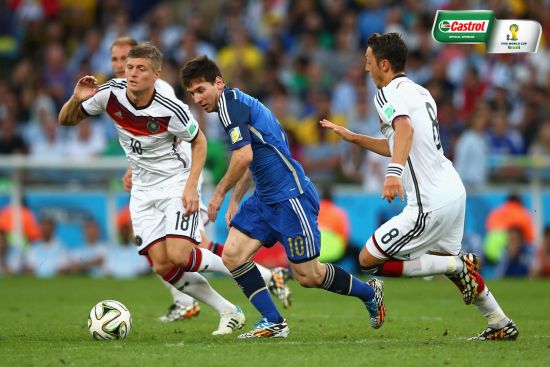 在谈论别人 在谈论别人