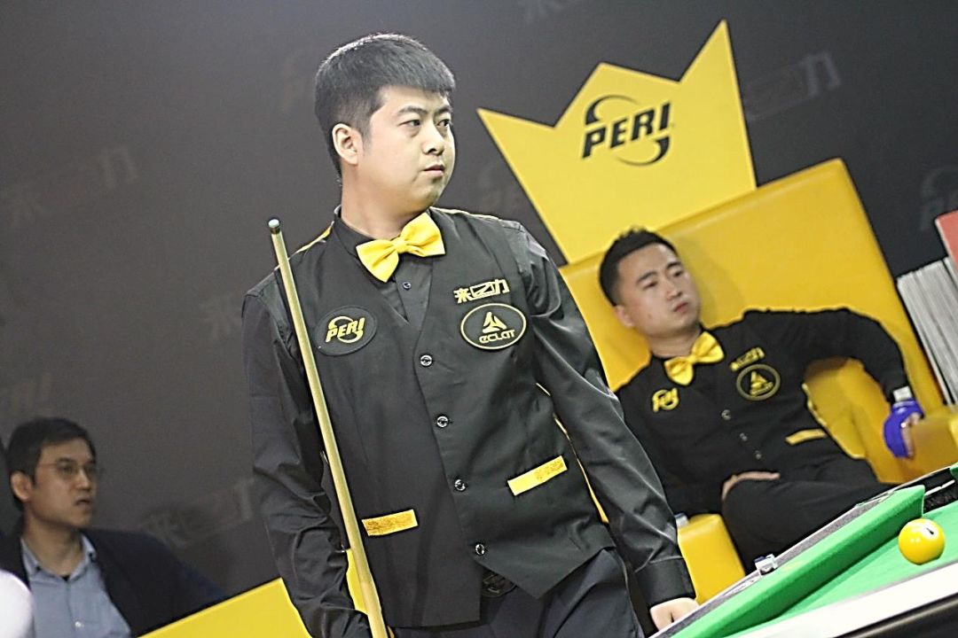 在小组赛面 在小组赛面